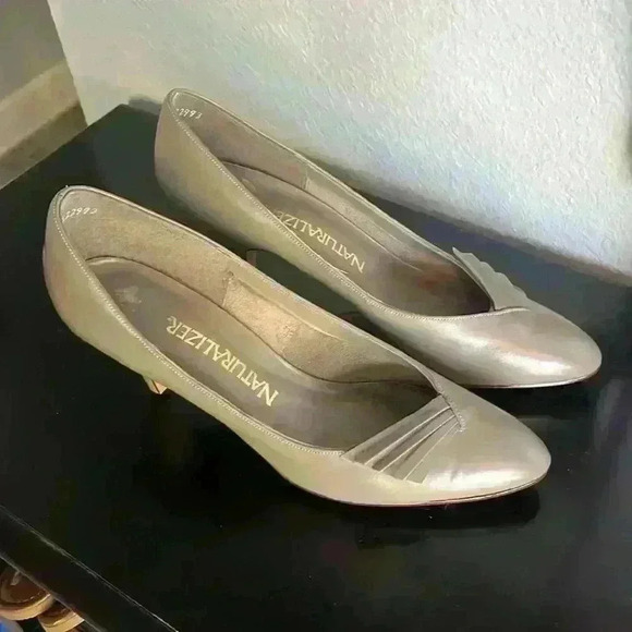 Naturalizer heel - Picture 3 of 7